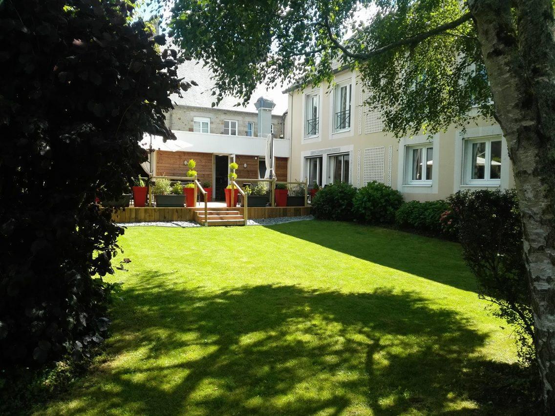 Hotel Le Gue Du Holme Saint-Quentin-sur-le-Homme Ngoại thất bức ảnh